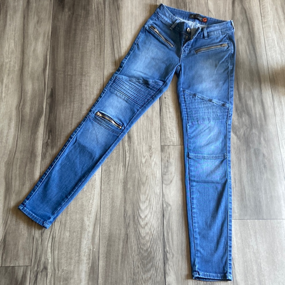 G by guess mid to low rise skinny jeans